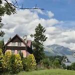 Hikers Paradise High Tatras ホステル