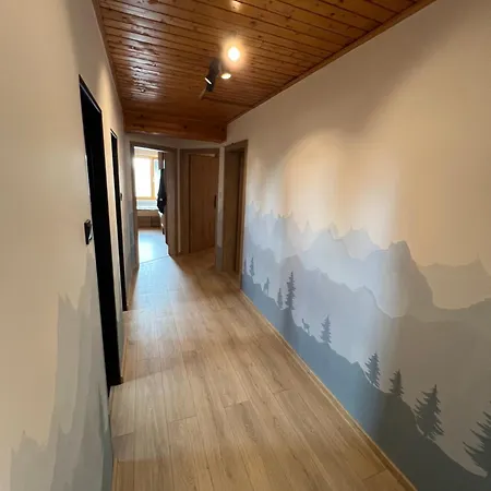 Hikers Paradise High Tatras Štrbské Pleso