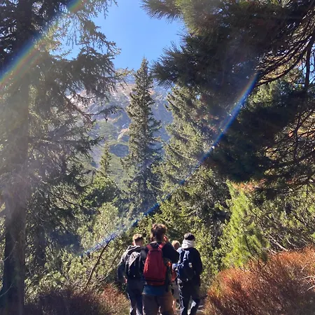 Hikers Paradise High Tatras Hostel Štrbské Pleso